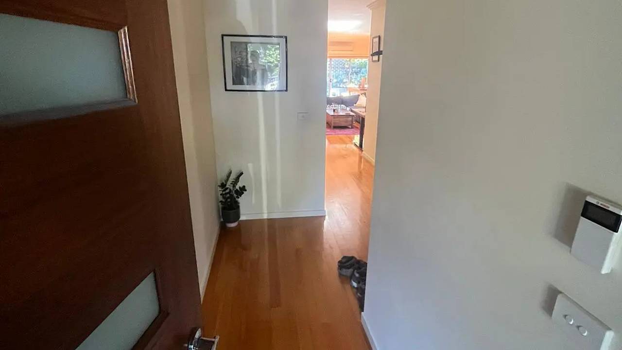 Room in a share house