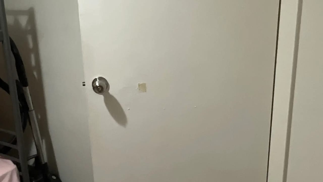 Furnished room in a share house