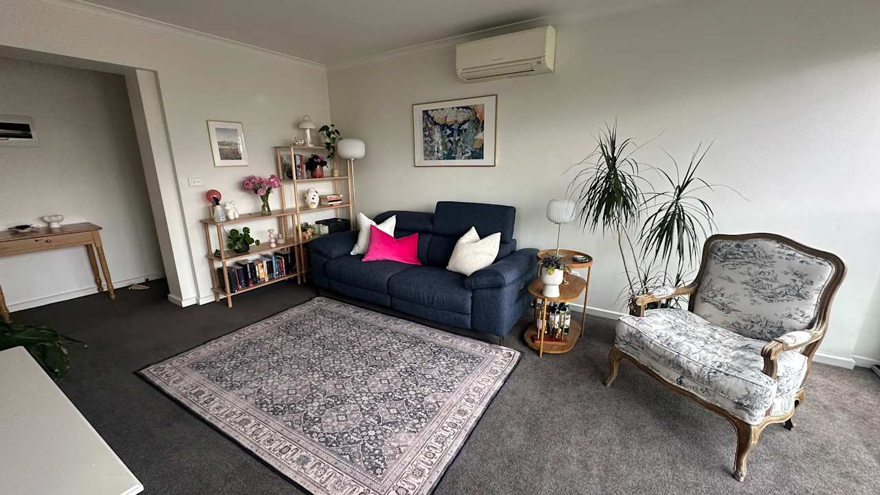Unfurnished room with own bathroom