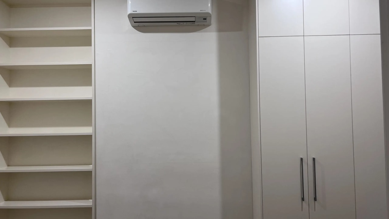 Unfurnished room in a share house