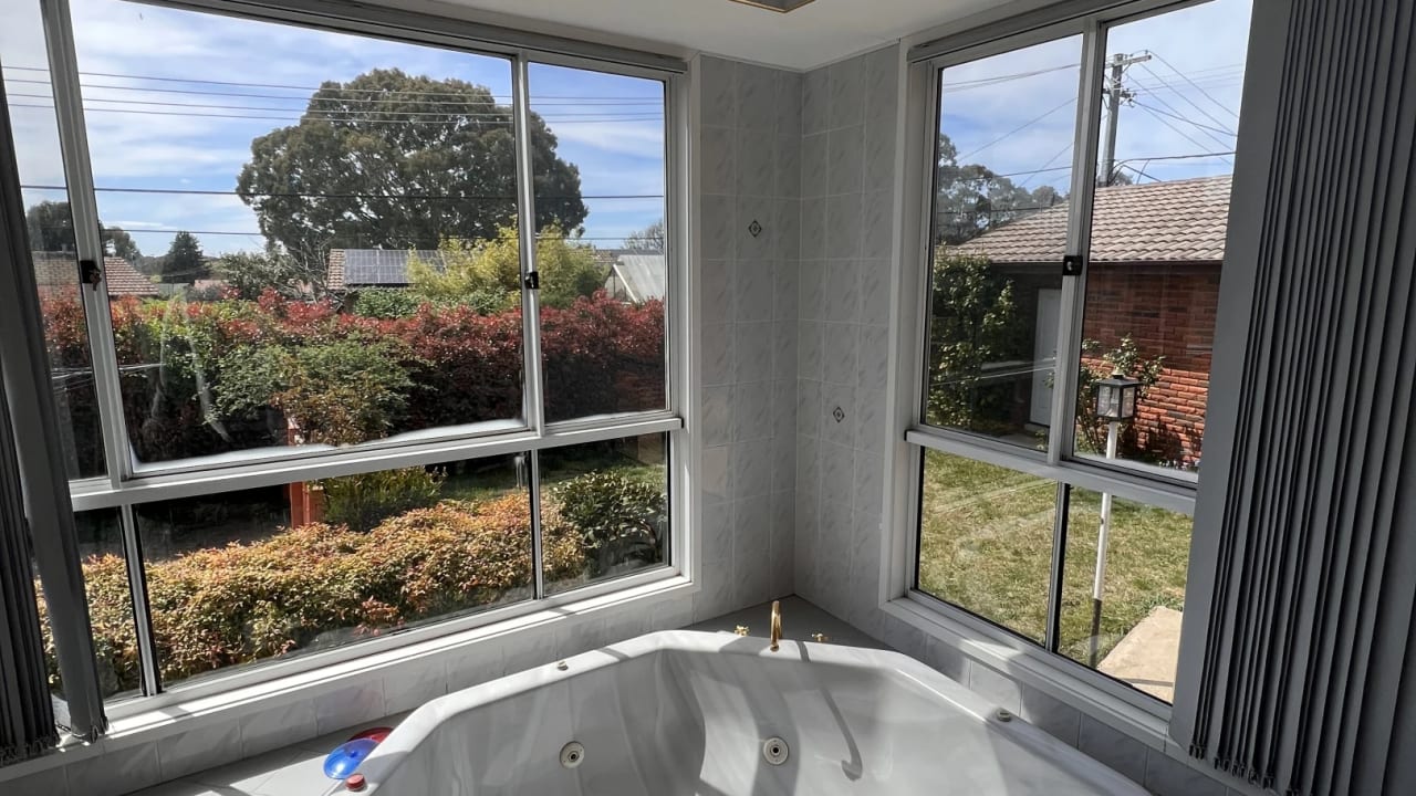 Furnished room with ensuite in a share house