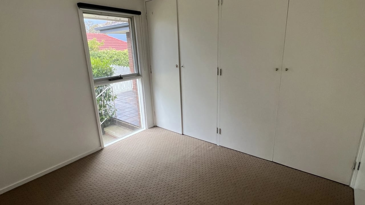 Room in a share house