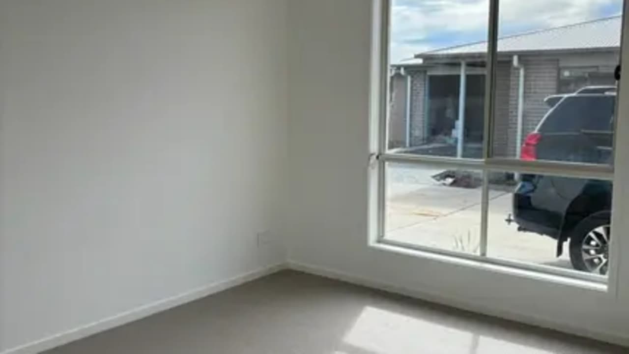 Room in a share house