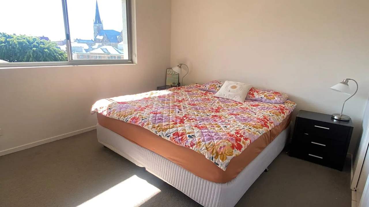 Furnished room with own bathroom