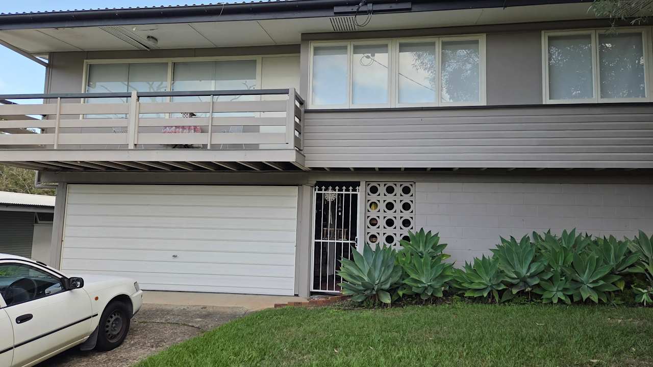 Room in a share house