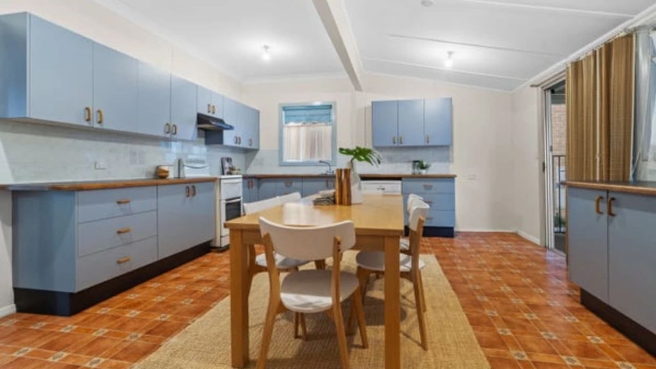 Unfurnished room in a share house