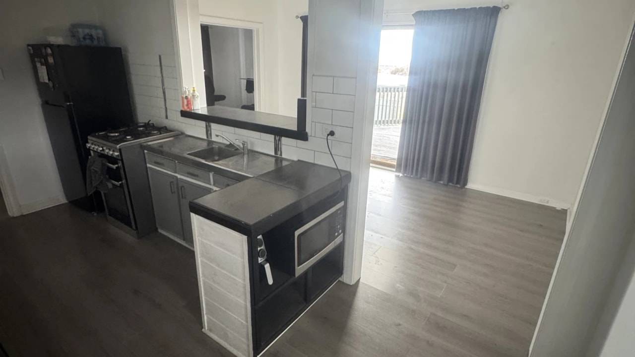 Room in a share house