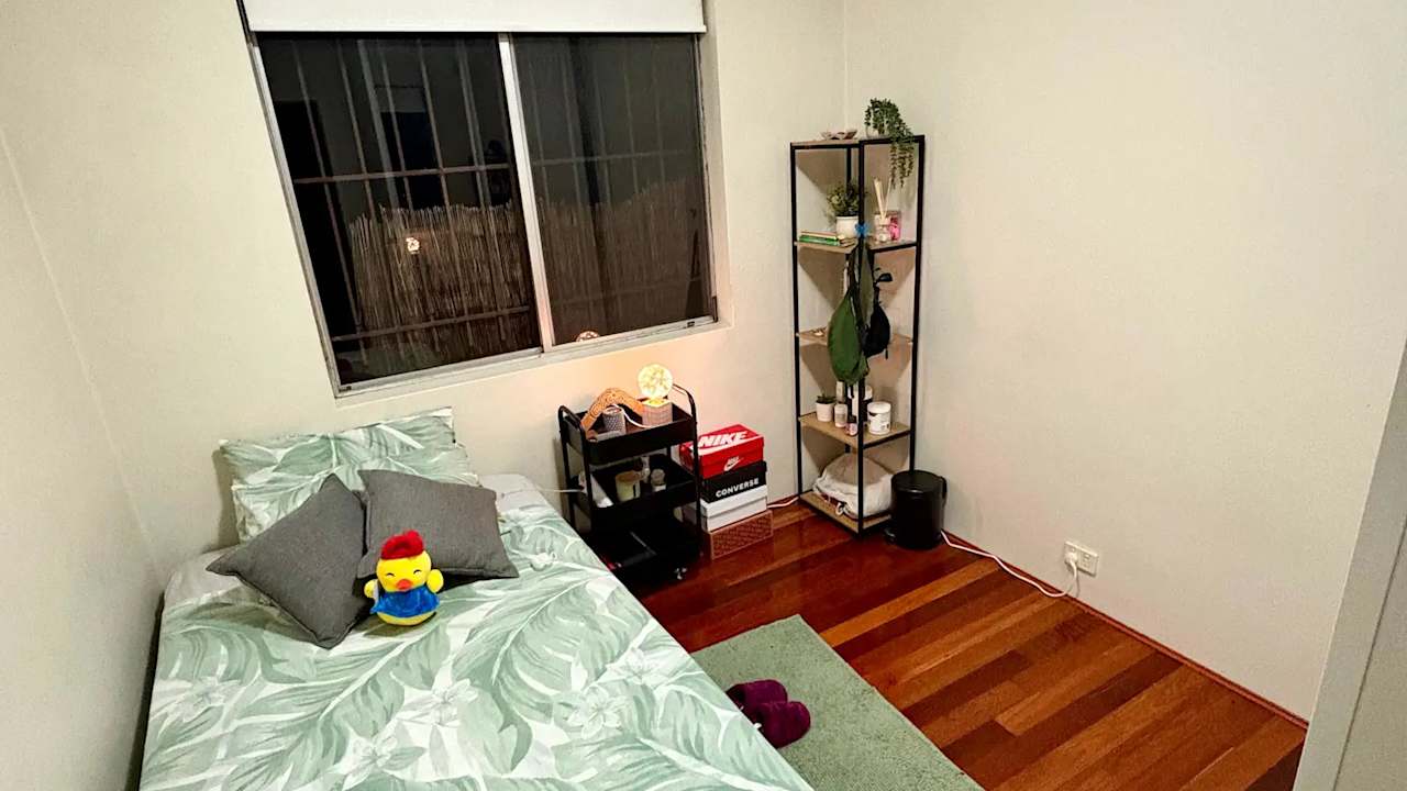 Furnished room in a flatshare