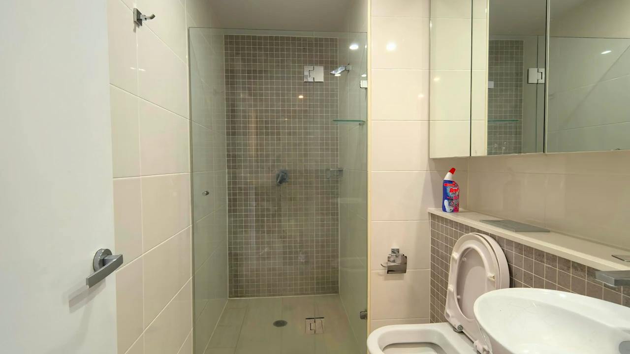 Whole property with 2 rooms for rent