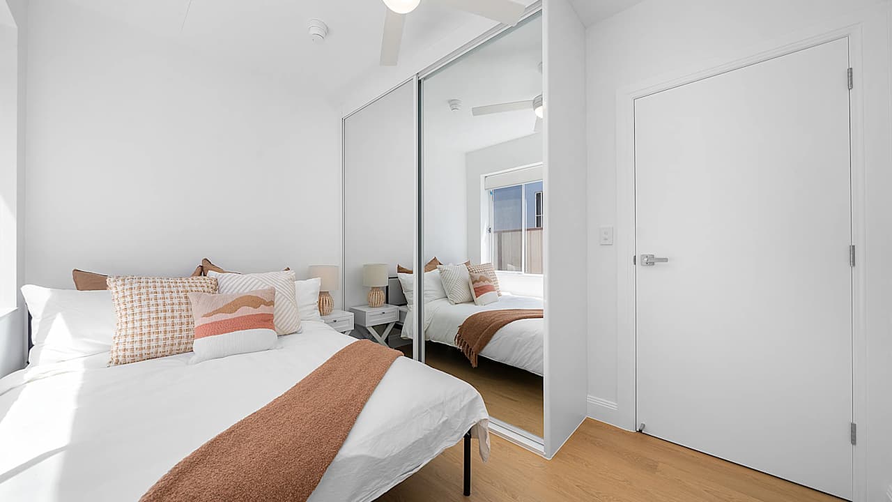 Room in a share house