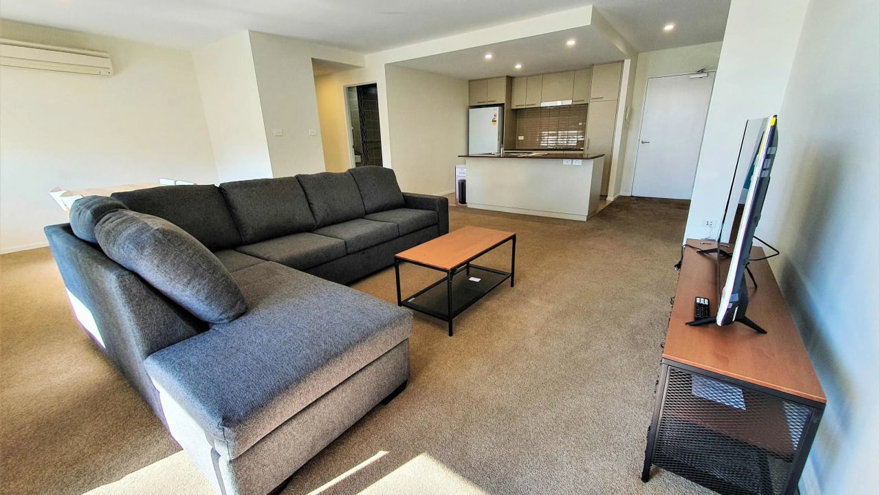 Furnished room with own bathroom