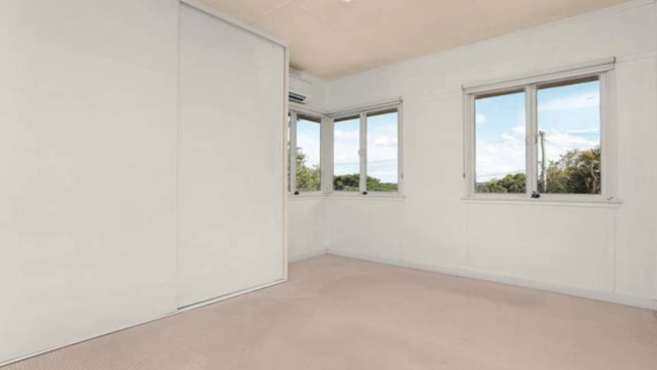 Unfurnished room in a share house