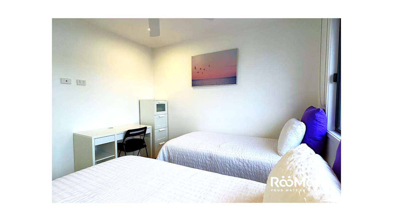 Furnished room in a share house
