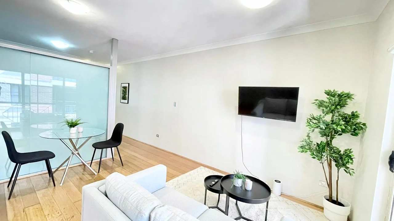 Room studio flat for rent