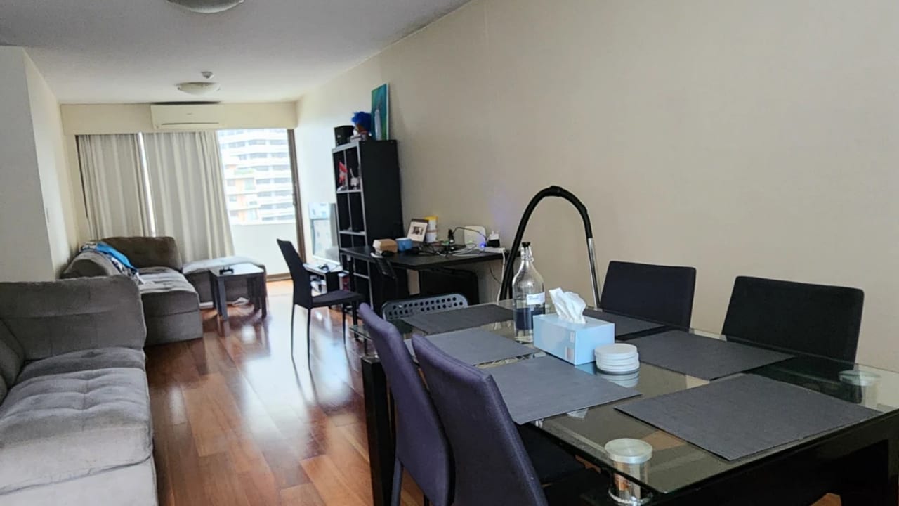 Furnished room in a flatshare
