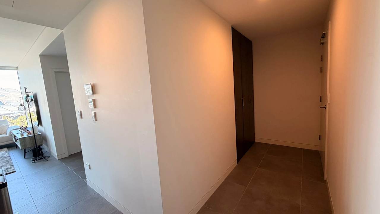 Furnished room with ensuite in a flatshare