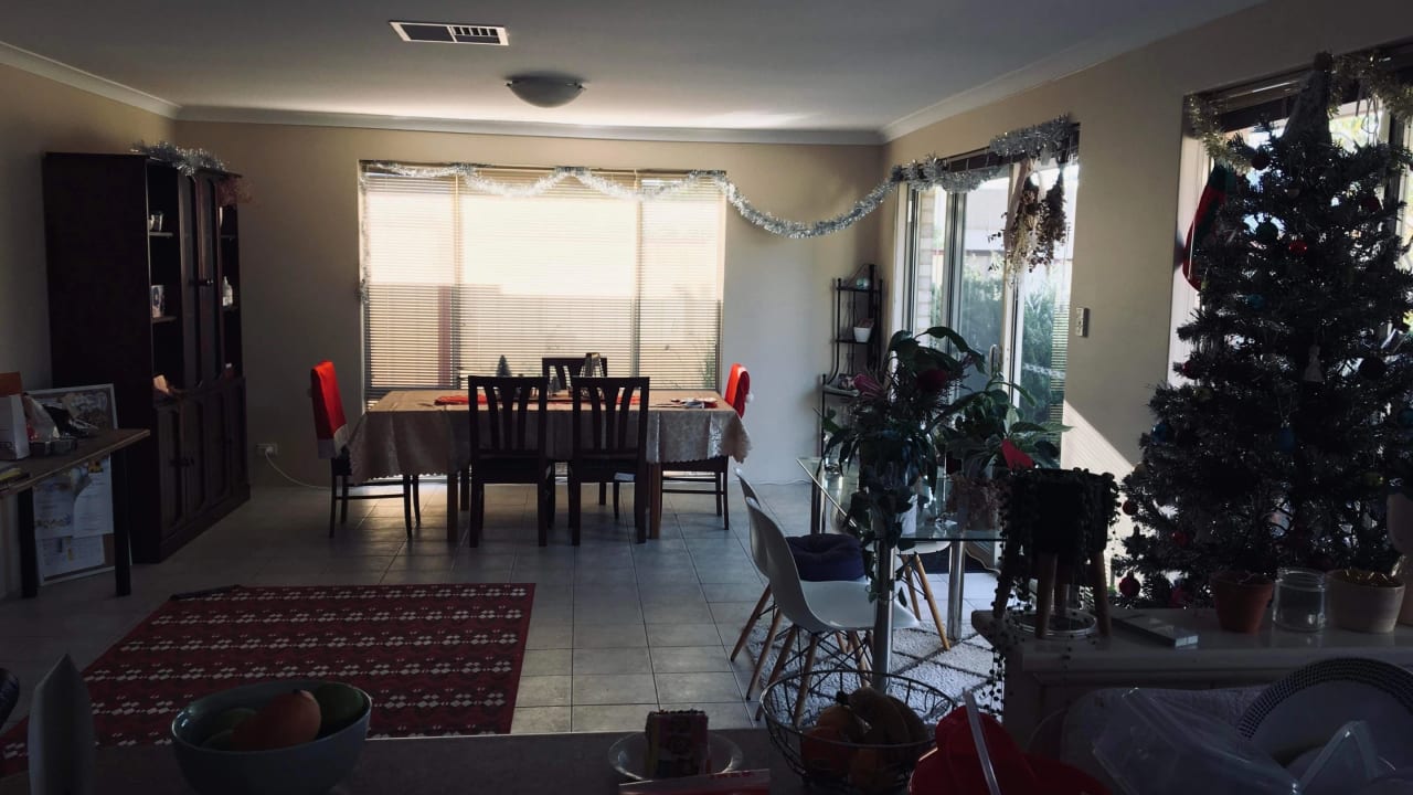 Unfurnished room in a share house