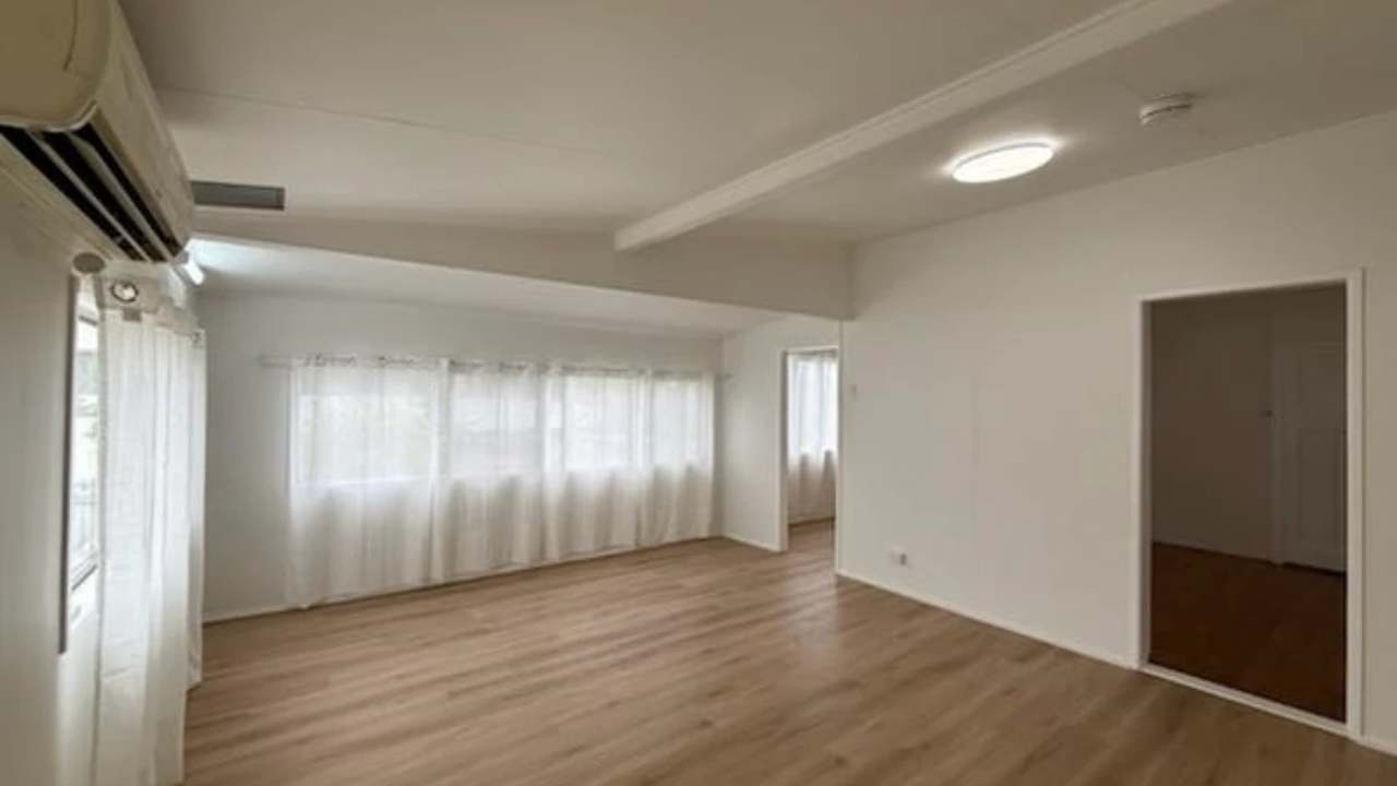 Room in a share house