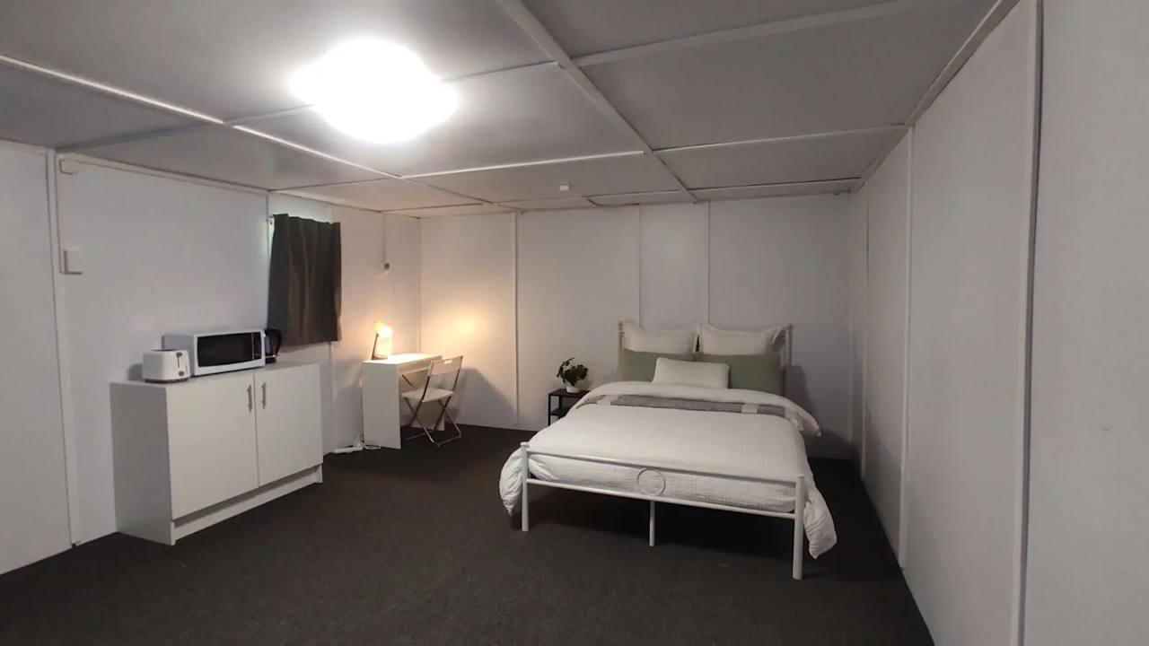 Furnished room in a share house