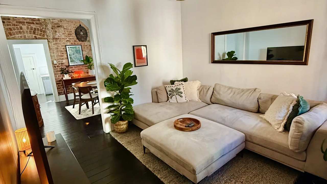 Room in a share house