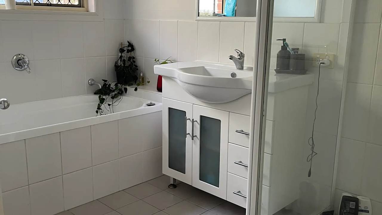 Furnished room with own bathroom
