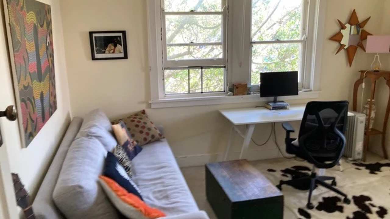 Whole property with 2 rooms for rent