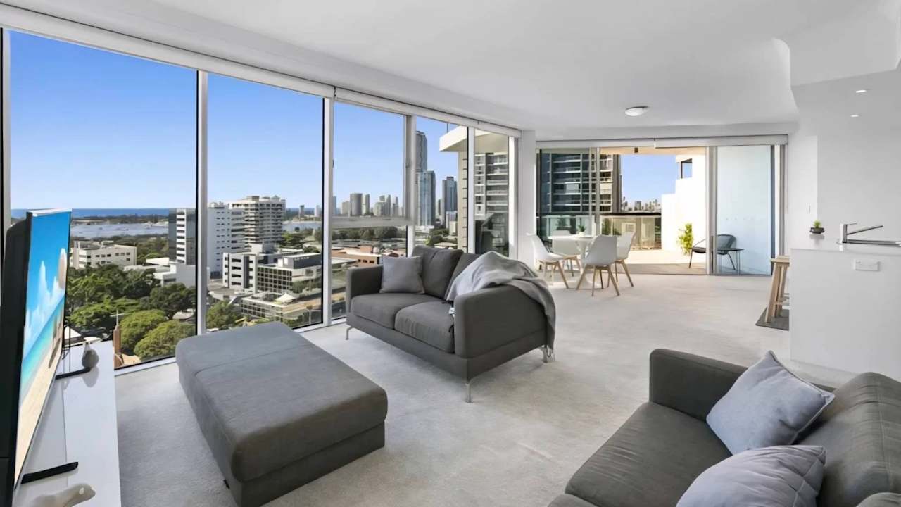 Furnished room in a flatshare