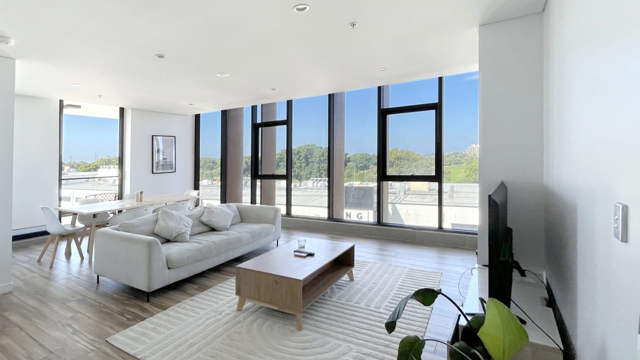 Furnished room in a flatshare