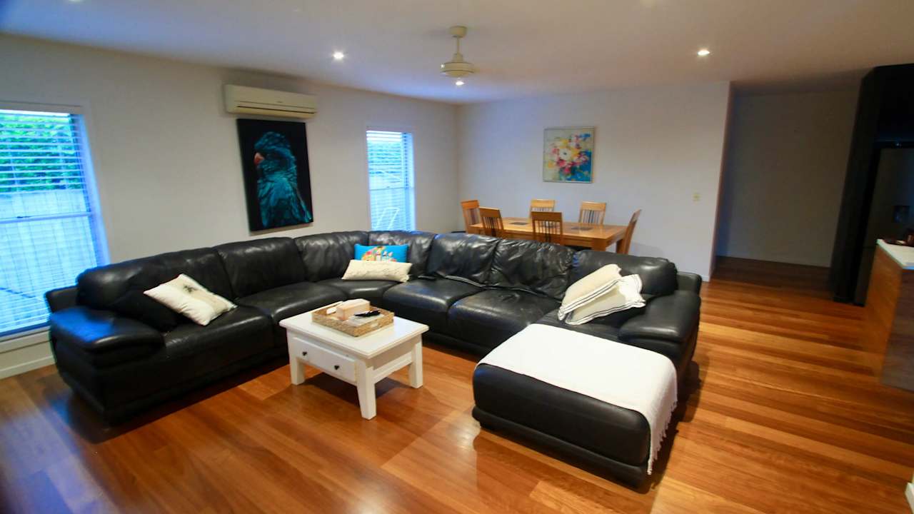 Room in a share house
