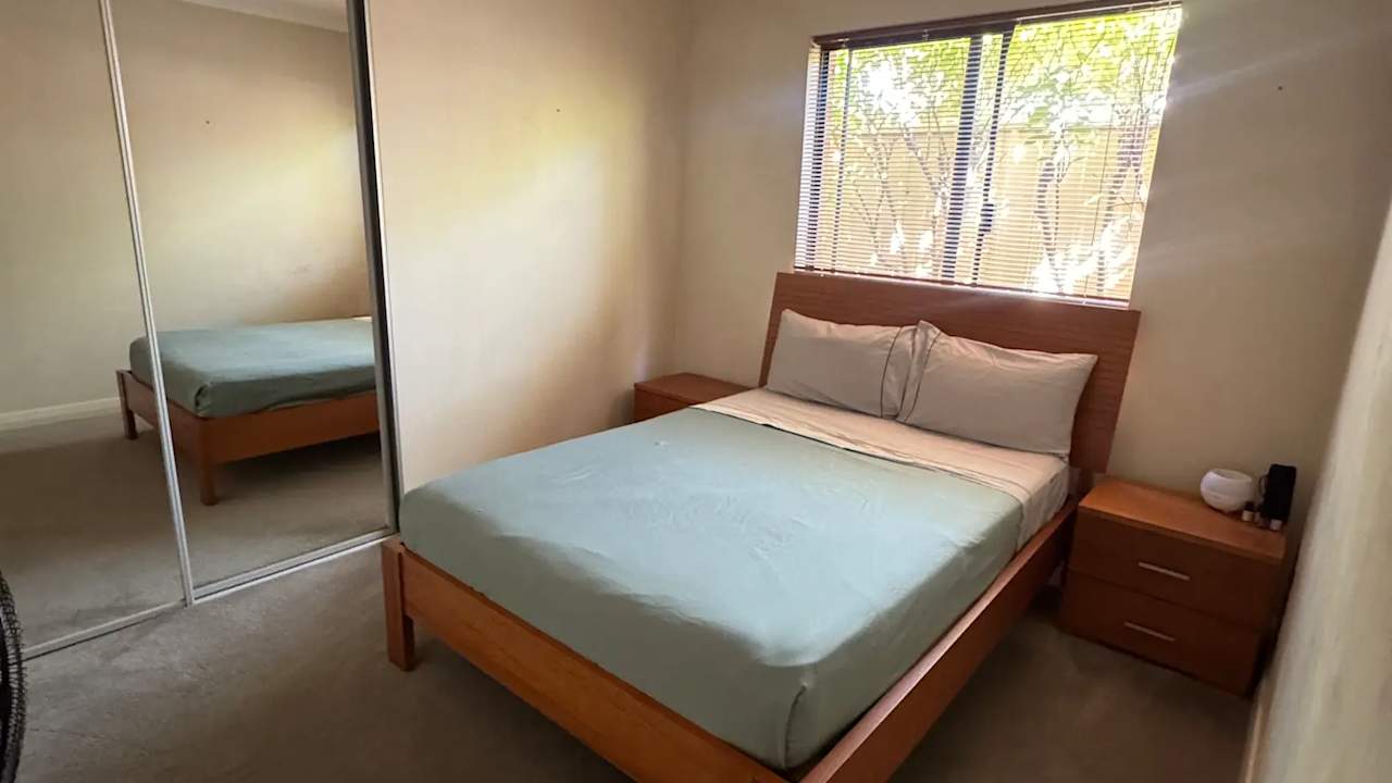 Furnished room in a share house