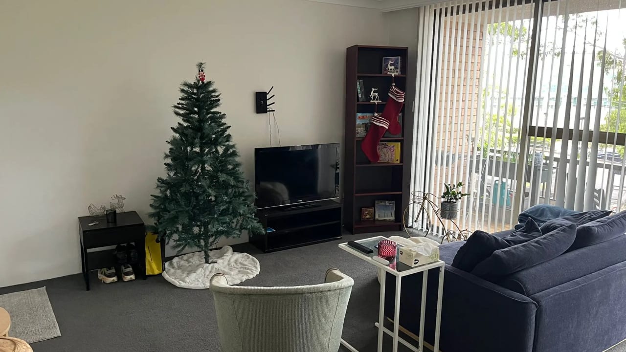 Furnished room in a flatshare