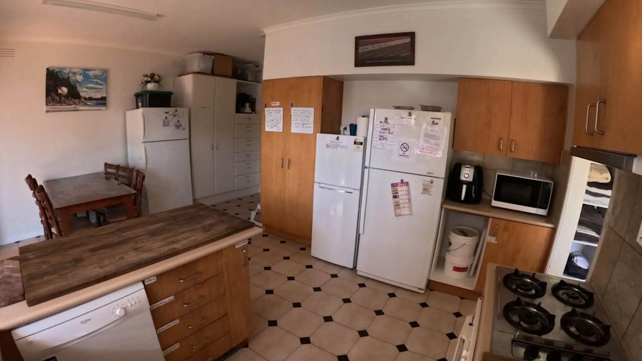 Furnished room in a share house