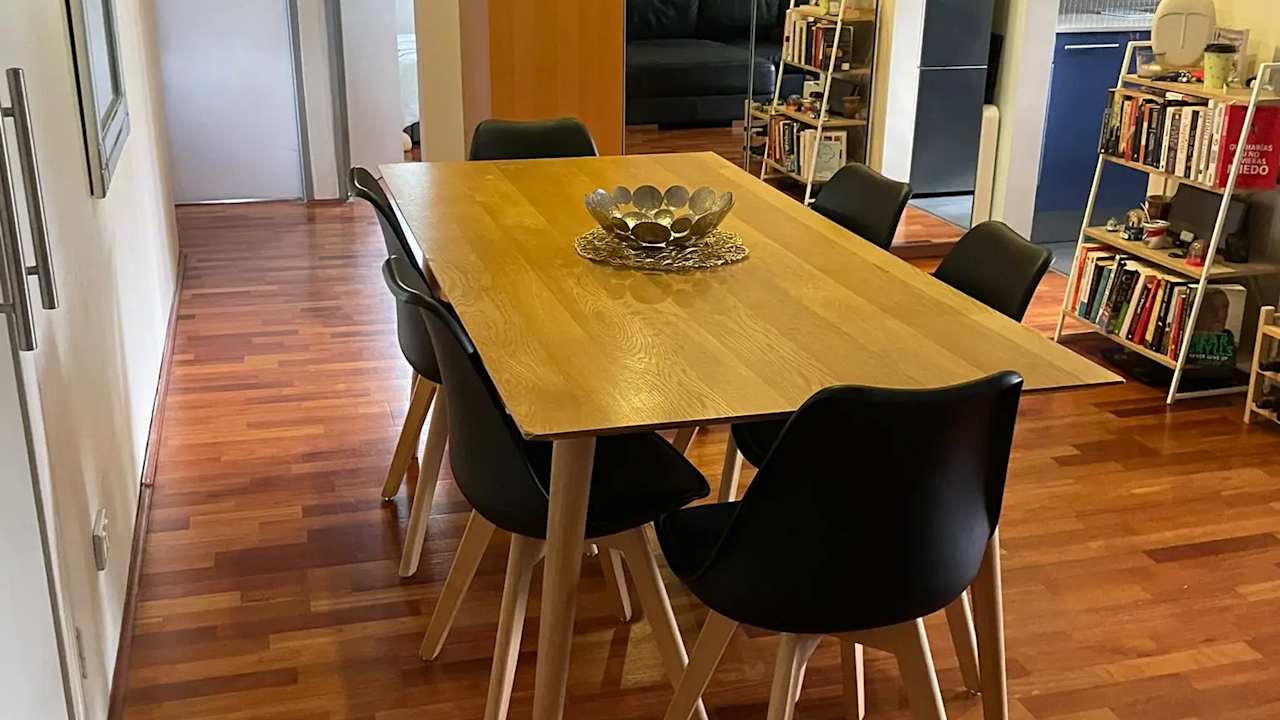 Furnished room in a flatshare