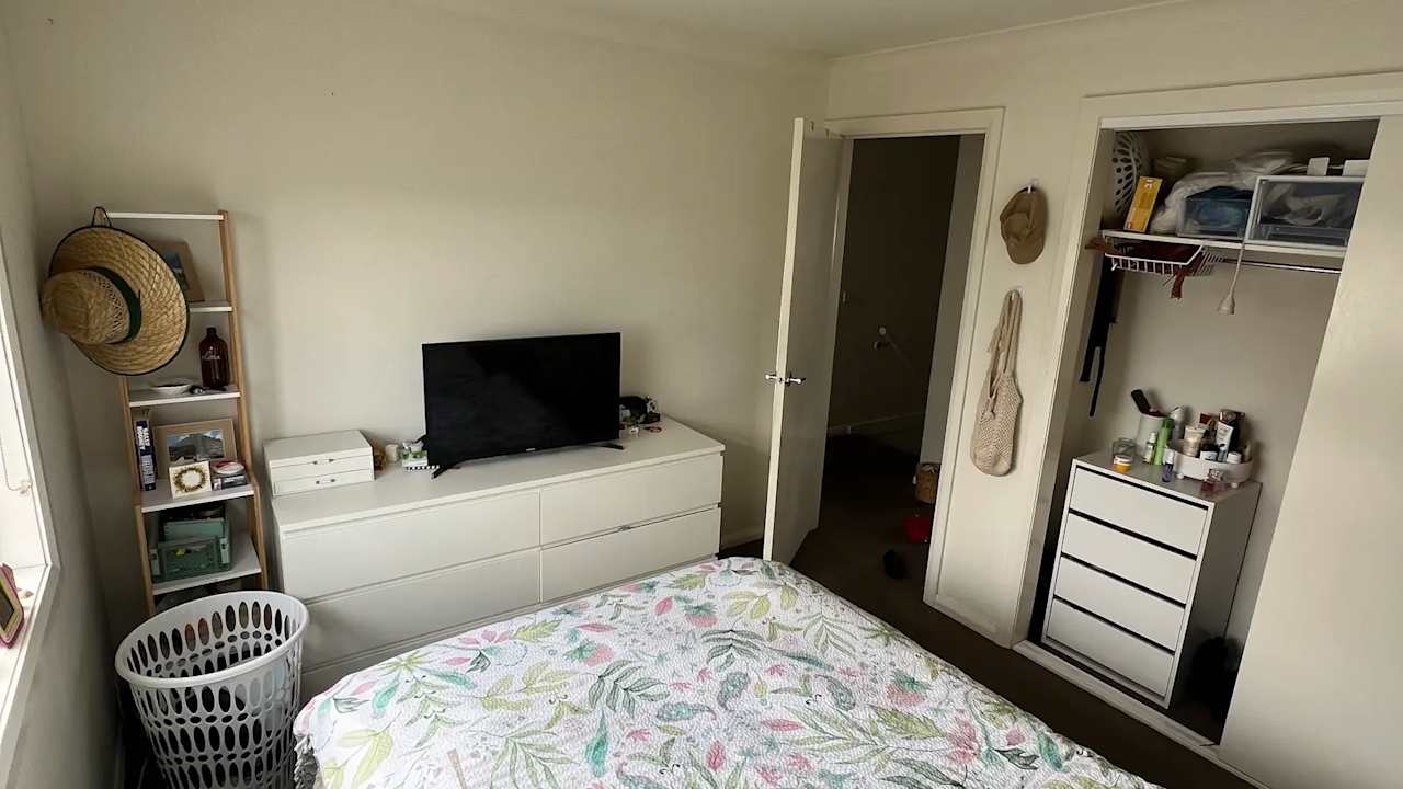 Unfurnished room in a share house