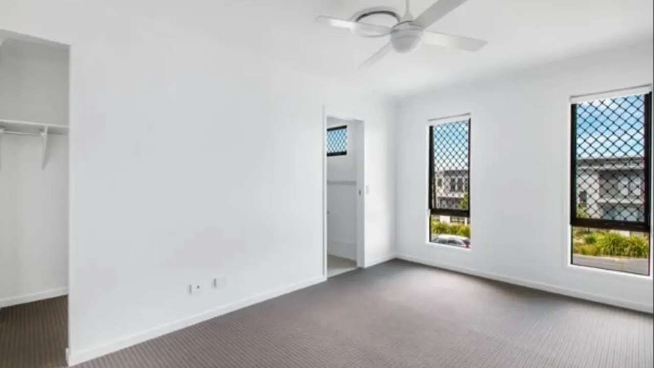 Room with ensuite in a share house