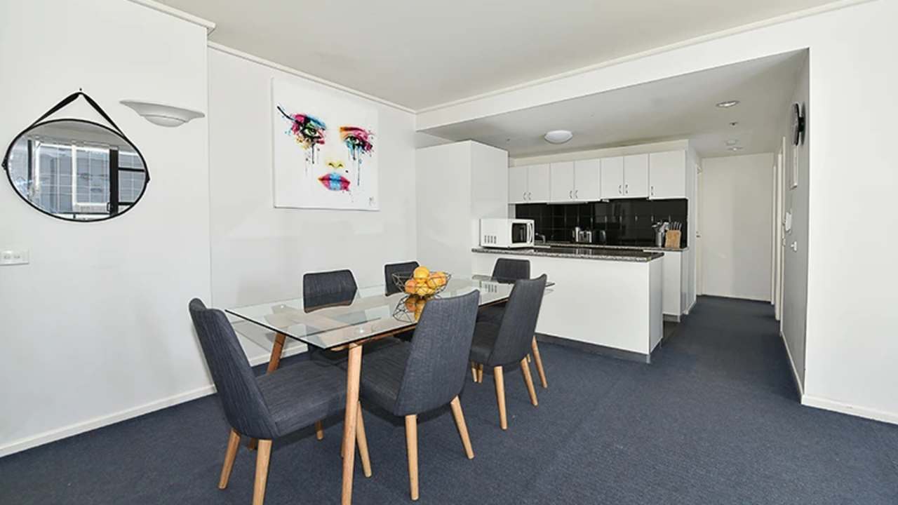 Whole property with 2 rooms for rent