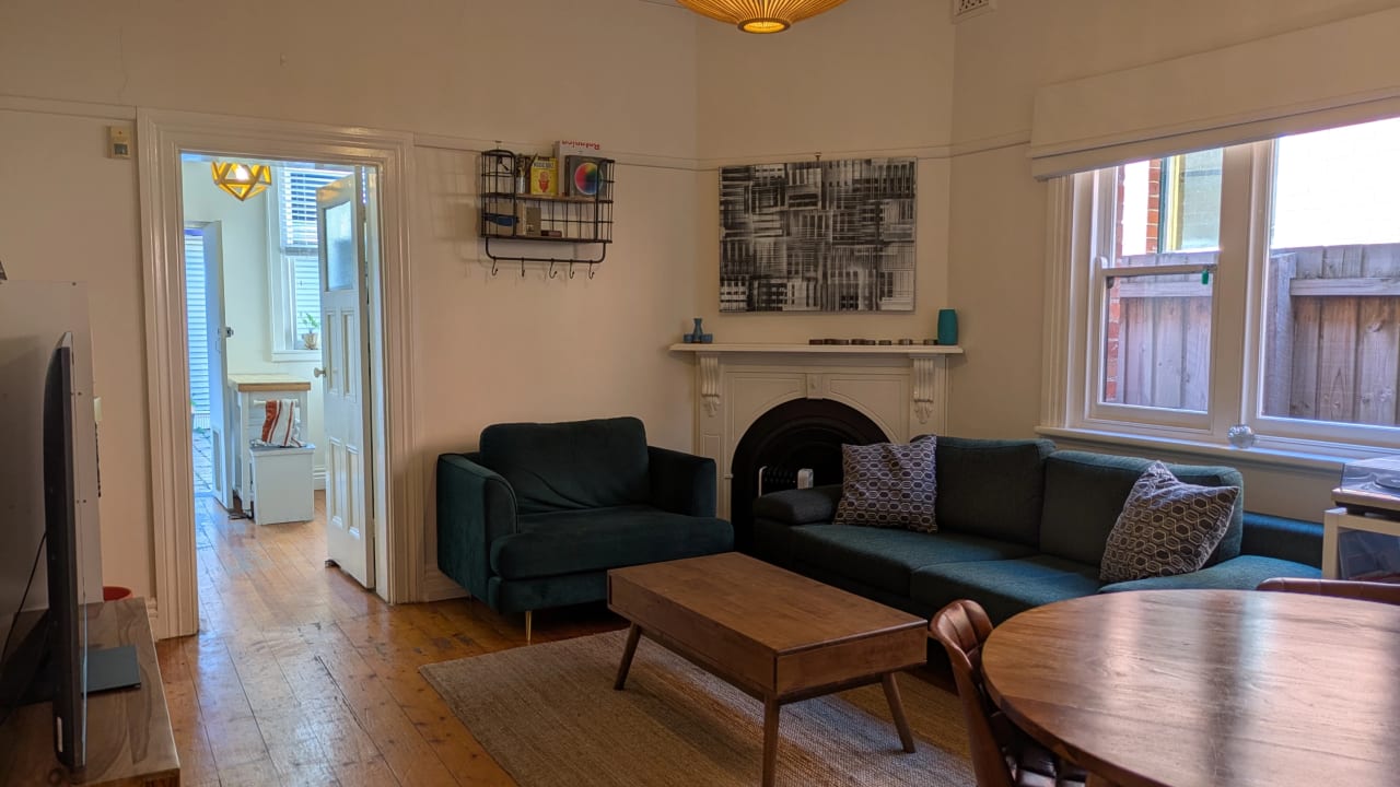 Furnished room in a share house