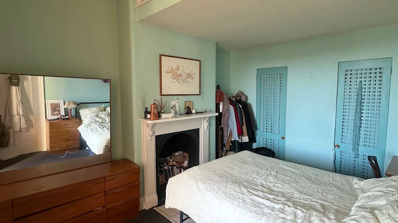 Unfurnished room in a share house
