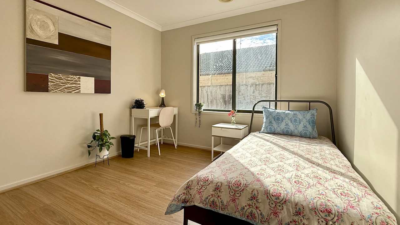 Furnished room in a share house