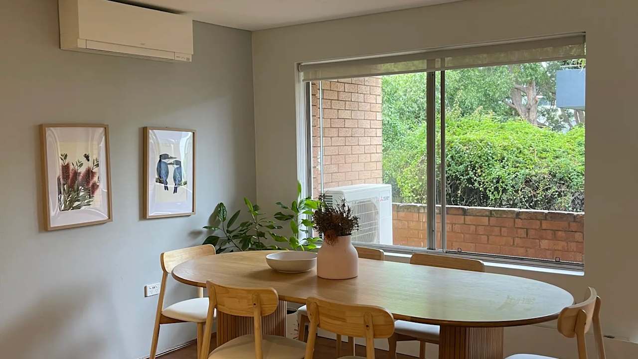 Unfurnished room in a flatshare