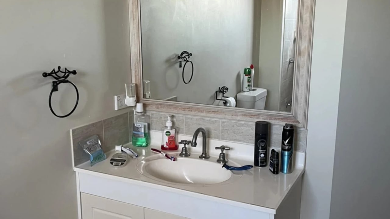 Unfurnished room with own bathroom