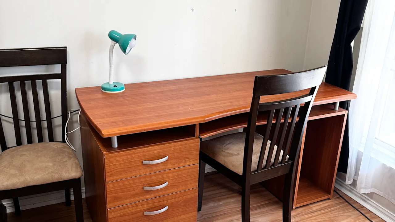 Furnished room in a share house