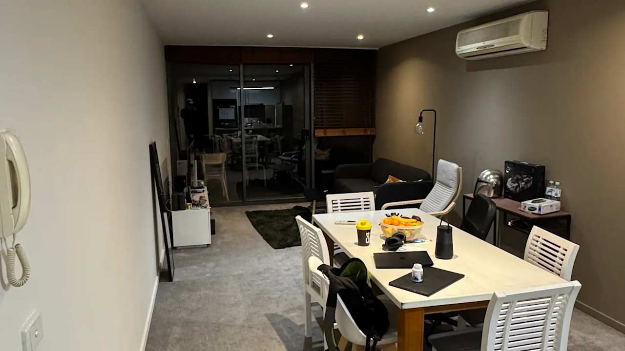 Furnished room in a flatshare