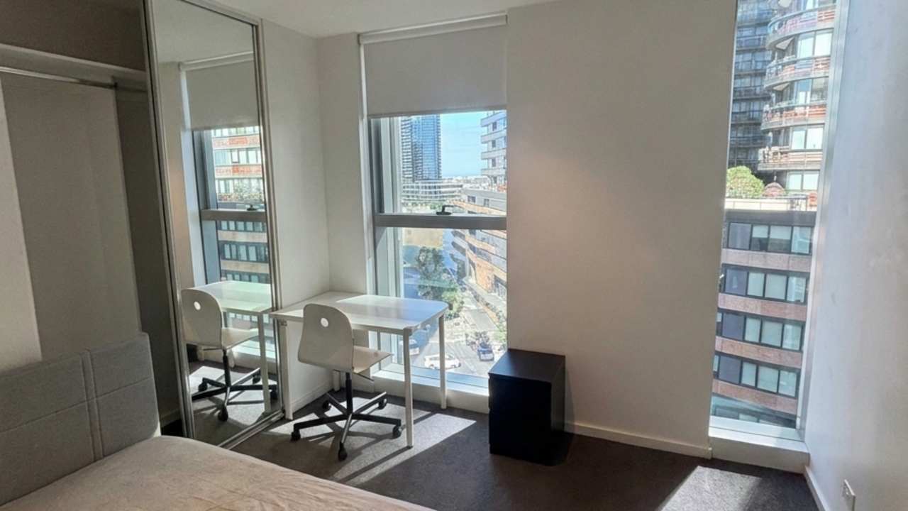 Whole property with 2 rooms for rent