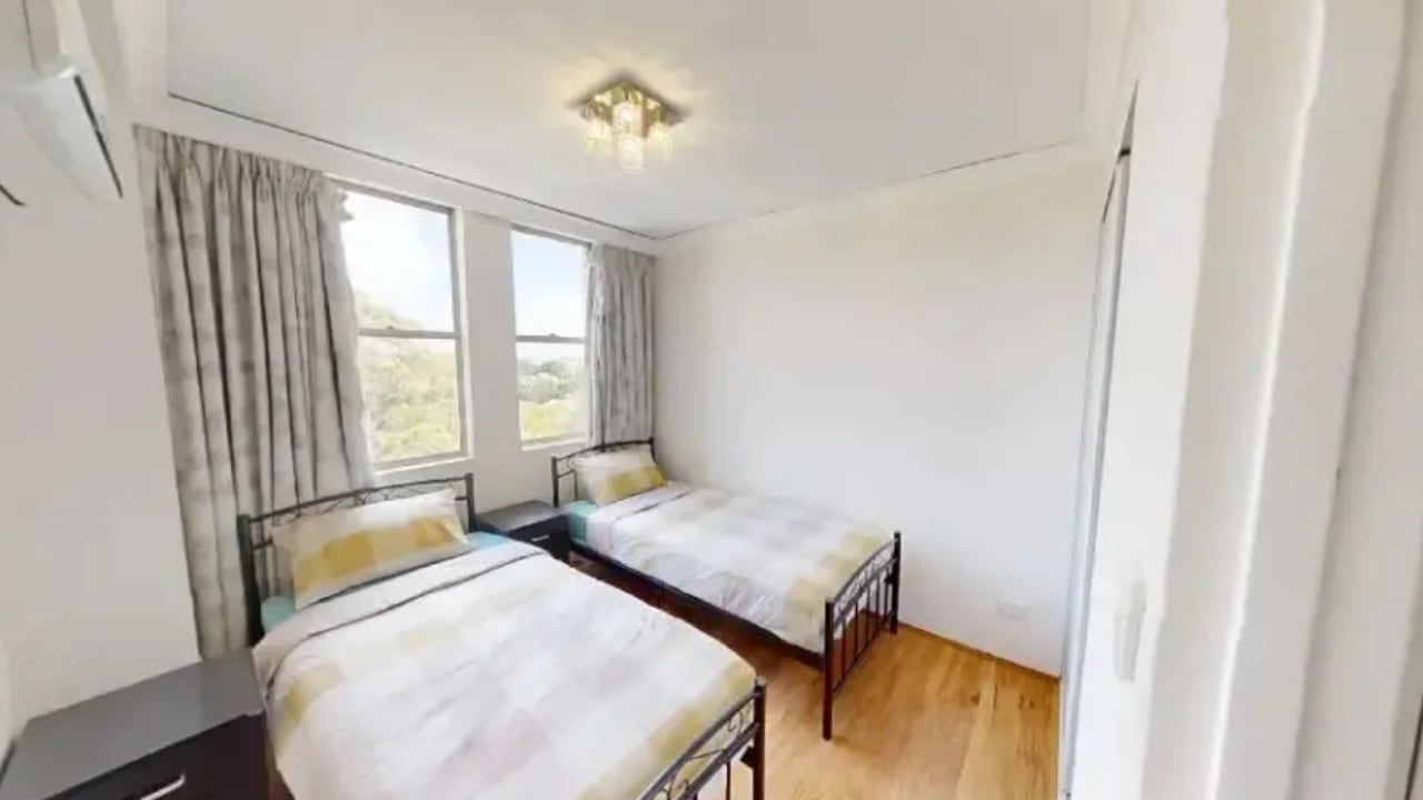 Furnished room in a flatshare