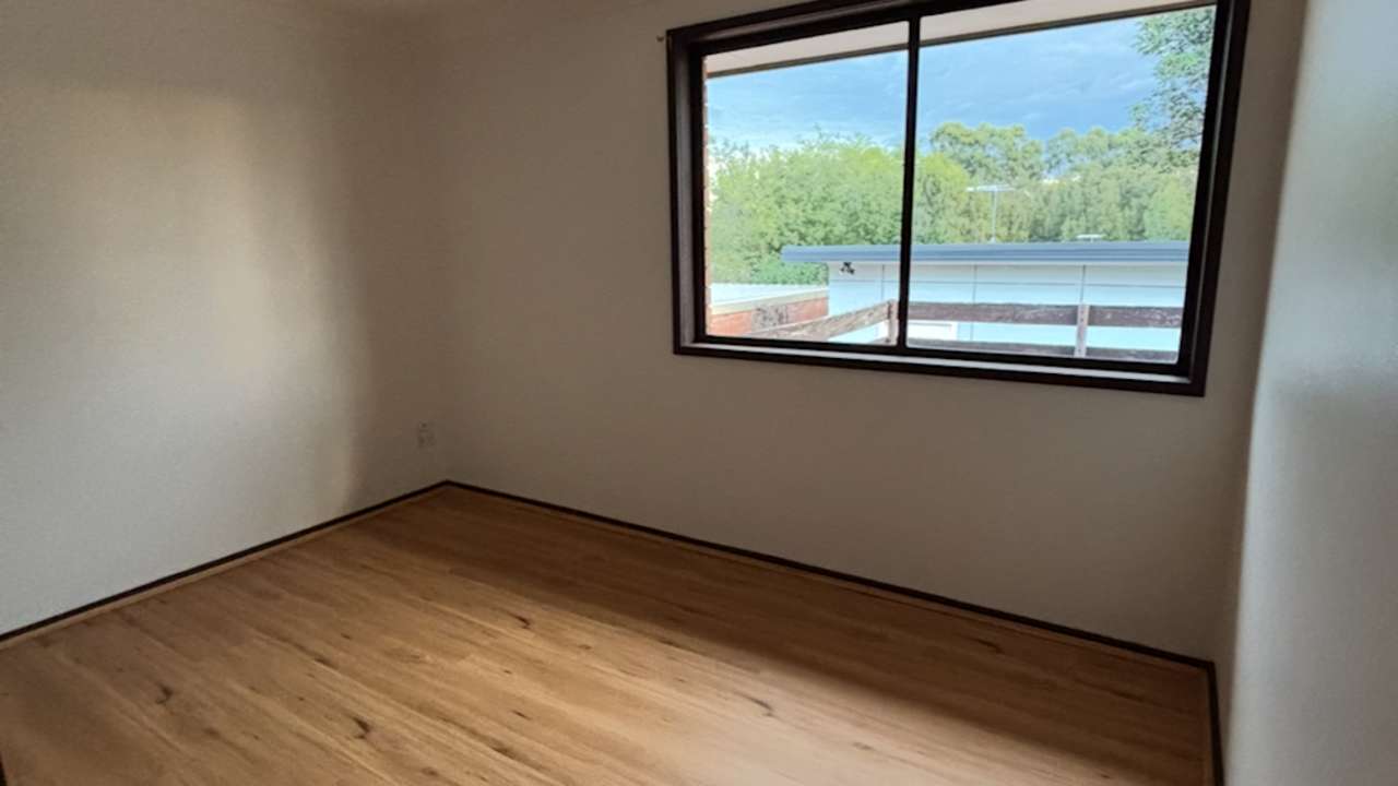 Whole property with 4 rooms for rent