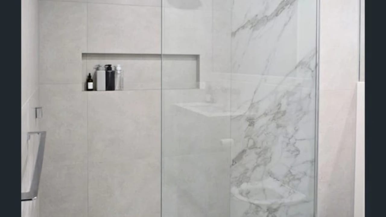 Unfurnished room with own bathroom