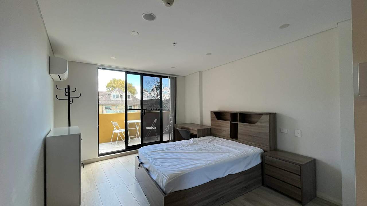 Furnished room studio flat for rent