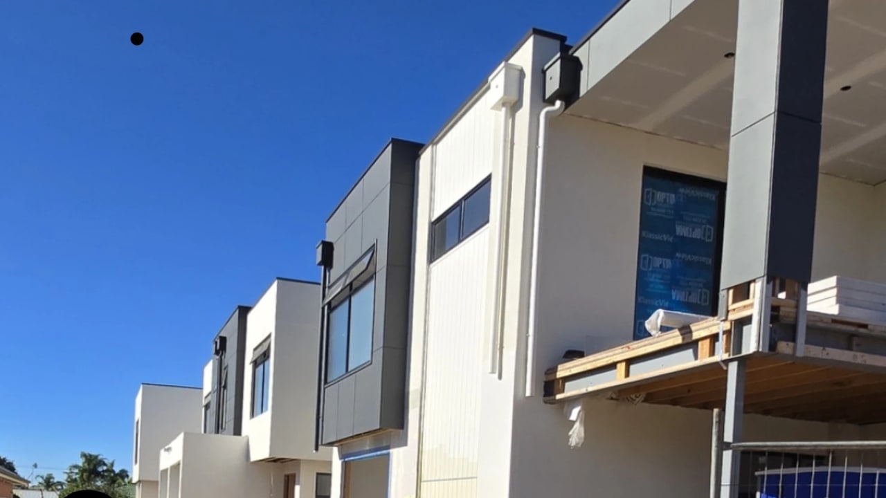 Whole property with 3 rooms for rent