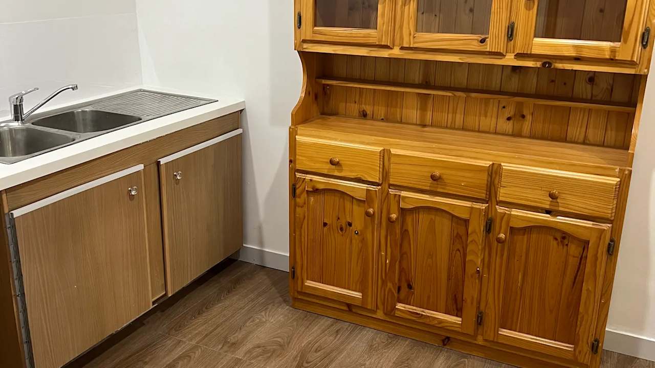 Furnished room in a share house